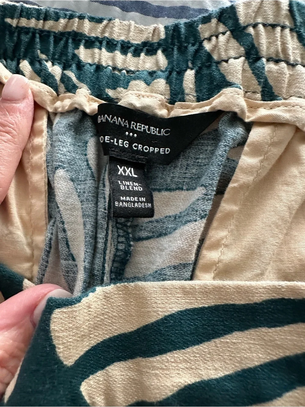 Banana Republic Green and Cream Wide-Leg Printed Pants
